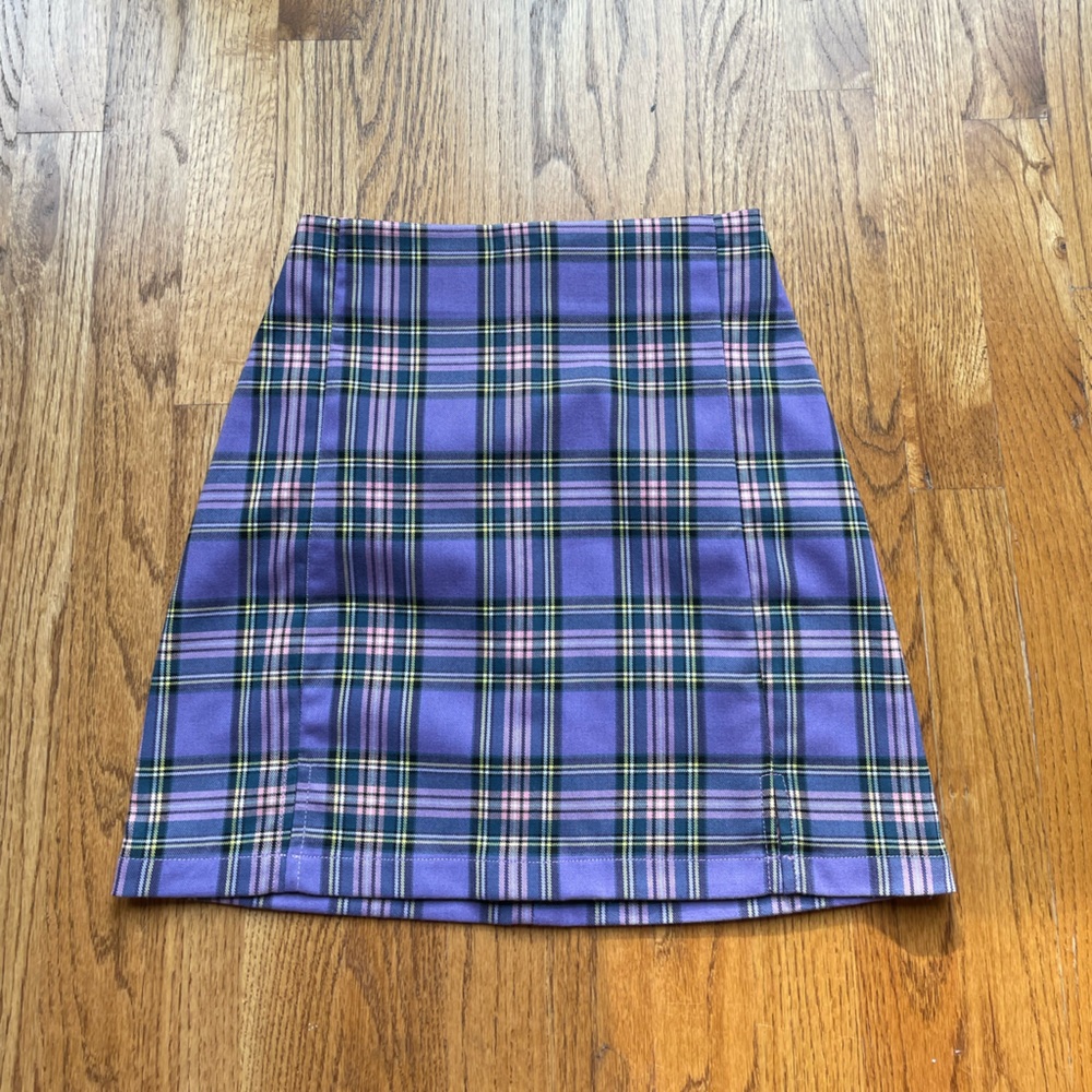 CUTEST PACSUN SKIRT W 2 SLITS IN GREAT CONDITION